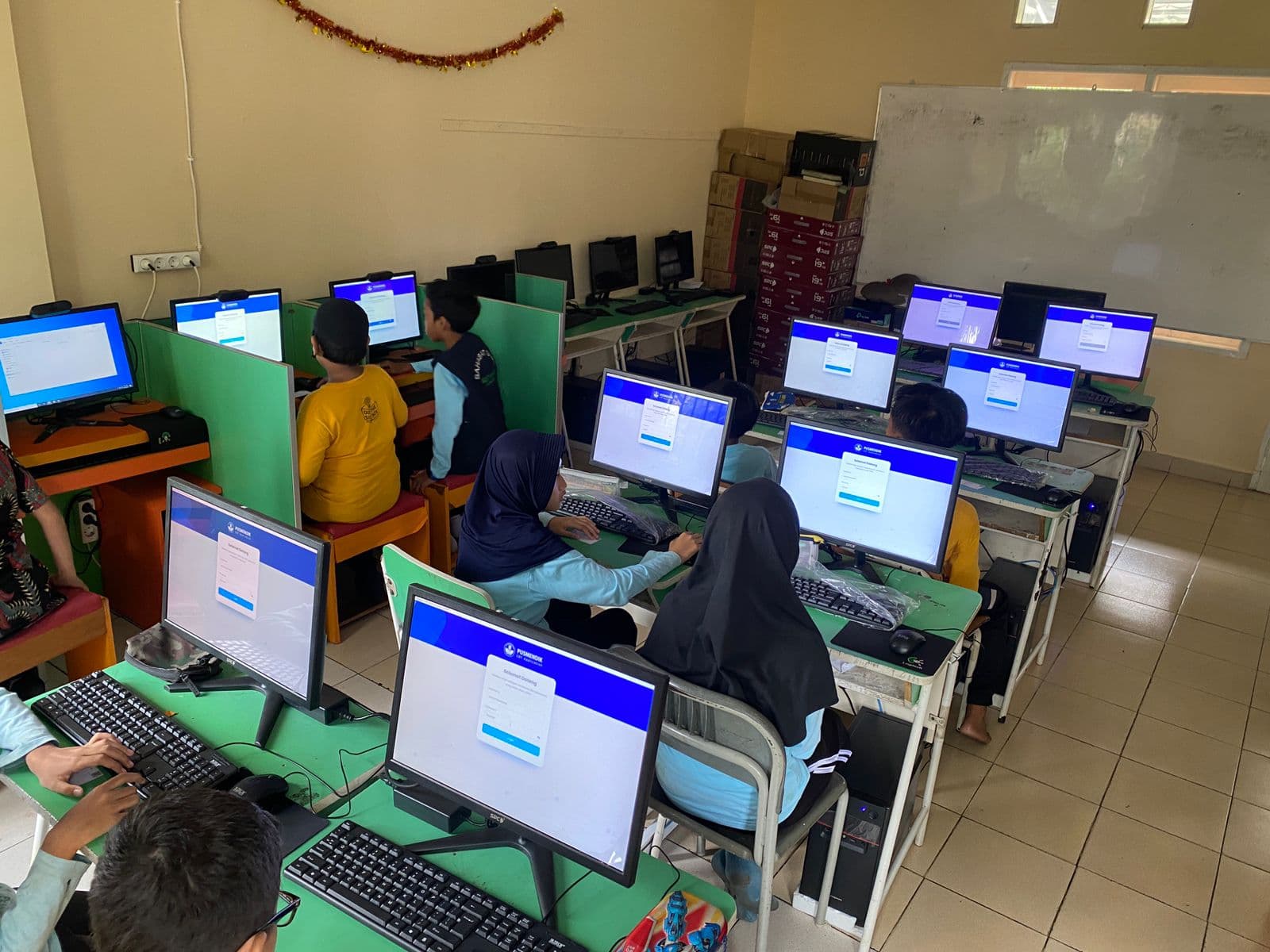 laboratorium-komputer